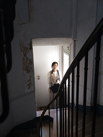 アパルトマンの階段